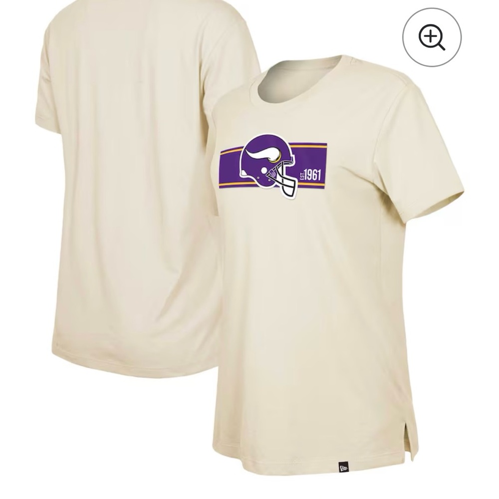 NWT VIKINGS Cream T-Shirt with Purple Helmet Graphic